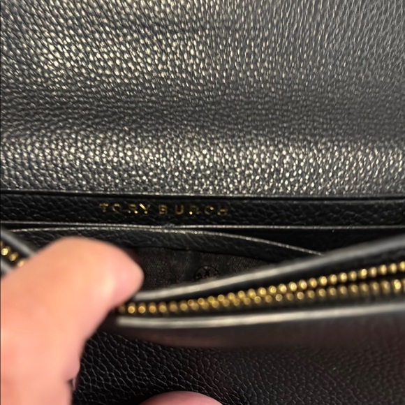 Tory Burch black pebble leather Wallet with Gold Signature T emblem - Picture 6 of 7